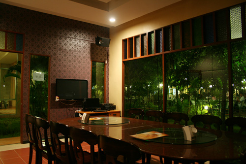 VIP Room 9